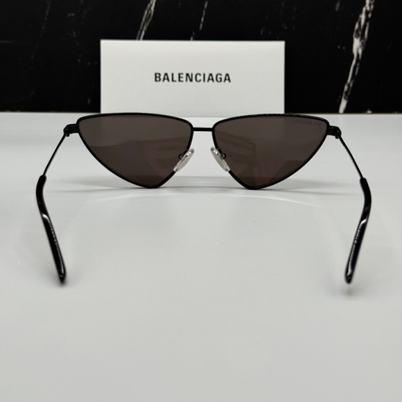 NEW BALENCIAGA WOMEN CAT EYE SUNGLASSES - Picture 6 of 10